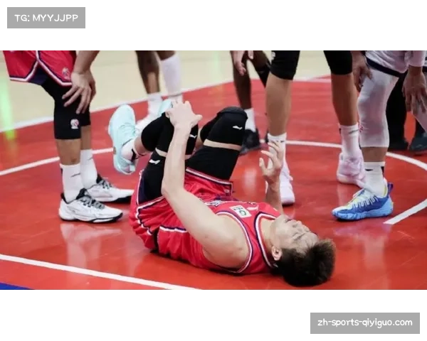 郭艾伦左膝前交叉韧带断裂完成手术,漫长康复期影响广州后场轮换 郭艾伦左膝前交叉韧带断裂完成手术,漫长康复期影响广州后场轮换