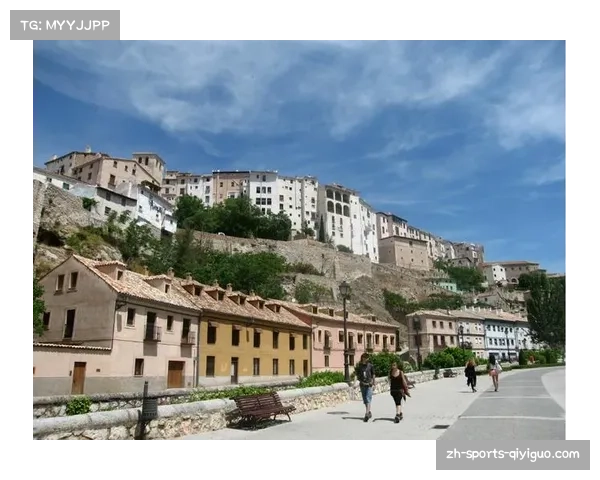 塞维利亚替补深度：贾努扎伊、门迪、加托尼等人待命